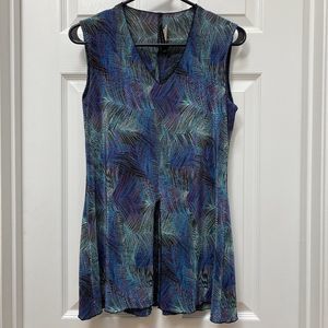Connected Apparel V-neck Tank Top Colorful Feather Design Front Slit Size 8